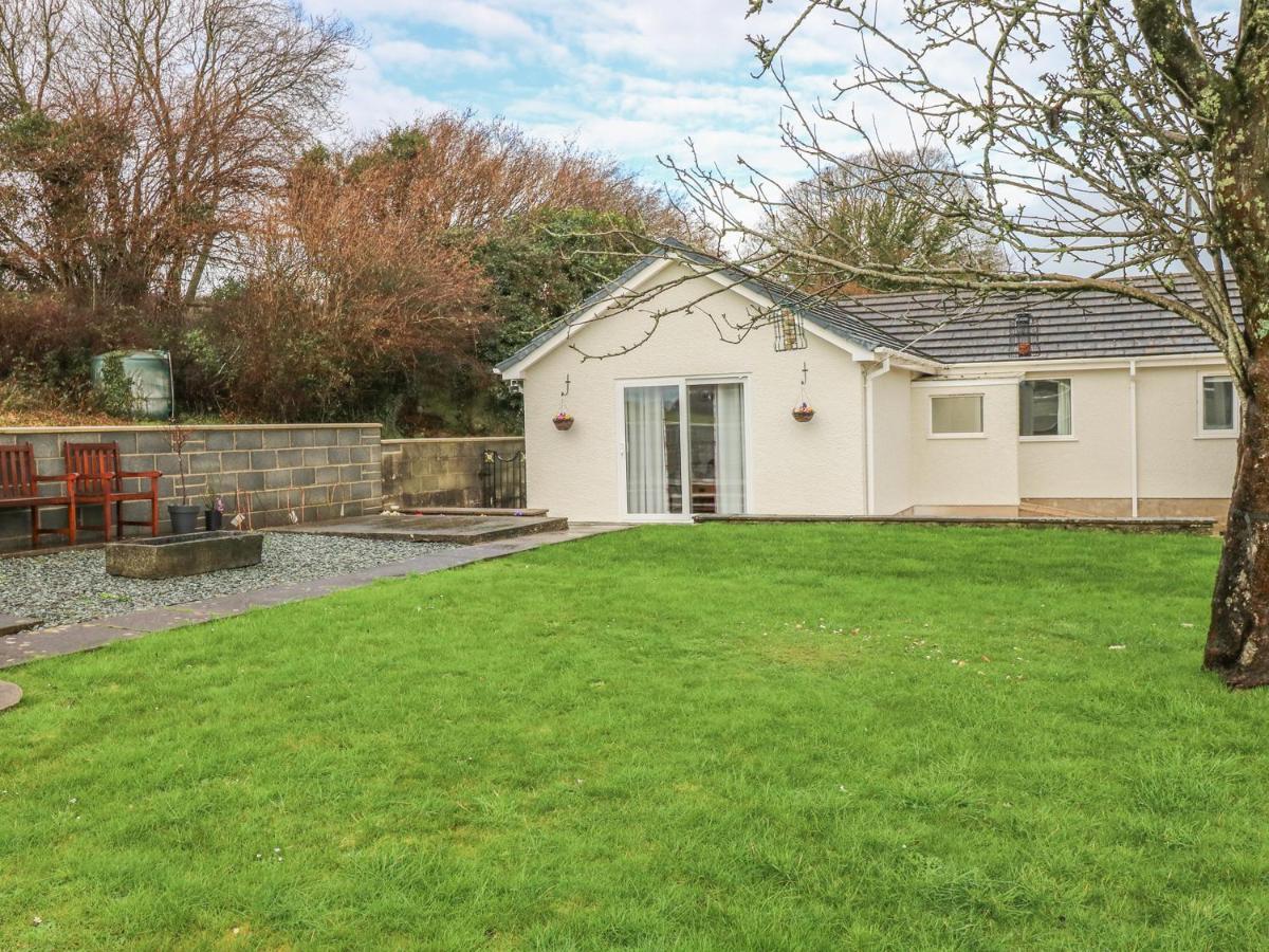 Broadford Farm Bungalow Kidwelly Екстериор снимка